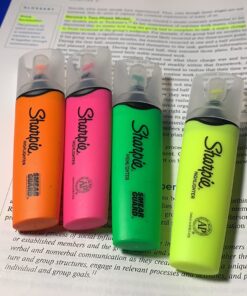 SHARPIE Clear View Highlighters, Chisel Tip, Assorted Colors, 4 Count 4 Count Assorted 21 71UeVj5hHsL