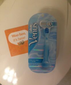 Venus Gillette Women's Original 3 Blade Razor Refills, 4 Count (Packaging May Vary) 4 Piece Set 30 71VFyxr4nYL