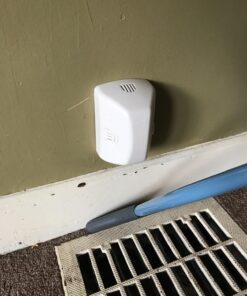 Safety 1st Outlet Cover with Cord Shortener, 4-Pack 5 71VIwwaWrAL