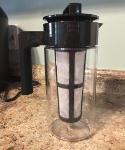 Takeya Cold Brew Coffee Maker with Black Lid Pitcher, 1 qt 41 71VKKkqoKIL
