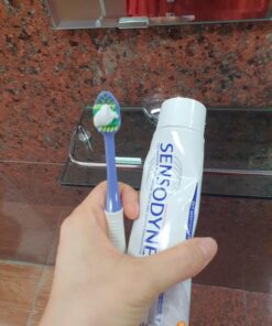 Sensodyne Extra Whitening Sensitive Teeth Whitening Toothpaste - 4 Ounces (Pack of 3) 31 71VLtqeTqmL