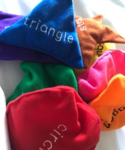 Educational Insights Shapes Beanbags, Learn Shapes, Toddler Learning Toy, Preschool Classroom Must Haves, Set of 10 Bean Bags, Ages 3+ 39 71VQ4Szx9TL