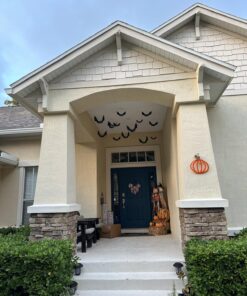 Command Outdoor Light Clips, Damage Free Hanging Light Clips with Adhesive Strips, Wall Clips for Hanging Outdoor Christmas Decorations, Lights and Cables, 20 Clear Clips and 24 Command Strips 20 Clips 42 71VUVJ0CDkL