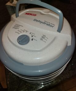 NESCO FD-75A Snackmaster Pro Food Dehydrator, For Snacks, Fruit, Beef Jerky, Gray 48 71VZMJ48ruL