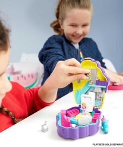 Polly Pocket Playset, Travel Toy with 2 Micro Dolls & Surprise Accessories, Pocket World Cupcake Compact, Food Toy 17 71WAaslMP L 2