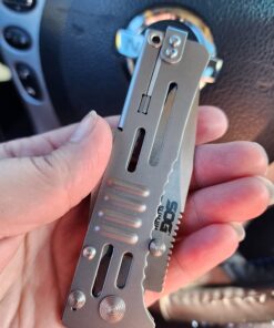 SOG SlimJim Folding Pocket Knife- SOG Assisted Technology w/ Tactile Bumps and Cutout Aid, Reversible Carry Clip, AUS-8 Stainless Steel Body (SJ31-CP), One Size, Hardcase Black 28 71WB6jiN4nL