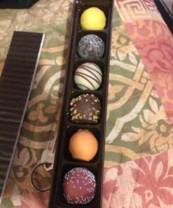 Godiva Chocolatier Happy Birthday Cake Chocolate Truffle Flight, Great for any gift, Birthday Gift, Easter Gifts, Easter Baskets, Easter Chocolate, 6 pc. 6 Count (Pack of 1) 31 71WHmATDfjL