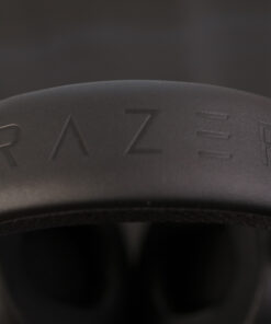 Razer Kraken V3 HyperSense Wired USB Gaming Headset w/Haptic Technology: Triforce Titanium 50mm Drivers - THX Spatial Audio - Hybrid Fabric & Leatherette Memory Foam Cushions - Detachable Mic 78 71WT3VxqEEL