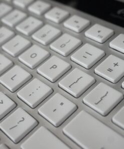 Logitech K750 Wireless Keyboard— Solar Recharging, Mac-Friendly, 2.4GHz Wireless - Silver 34 71Wa6jmxHjL