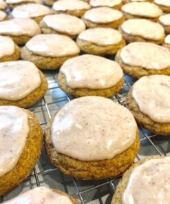 The Cookie Book: Decadent Bites for Every Occasion Paperback 39 71WcdEqeIL