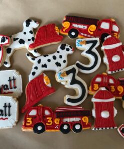 R&M International Fire Truck Cookie Cutters, Firefighter, Truck, Helmet, Hydrant, Dog, 5-Piece Set 31 71WoDAAsCpL