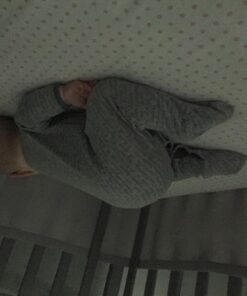 BreathableBaby Breathable Mesh Liner for Full-Size Cribs, Classic 3mm Mesh, Gray (Size 4FS Covers 3 or 4 Sides) 51 71WpEYeyd3L