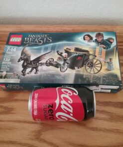LEGO Fantastic Beasts: The Crimes of Grindelwald - Grindelwald’s Escape 75951 Building Kit (132 Pieces) (Discontinued by Manufacturer) 51 71X1ifCQQlL