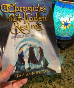 Chronicles of the Hidden Realms: Return of the Light 5 71X2LvsNk L