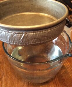 Regency Wraps EvenBake CakeStrips, Aluminized Cotton Band with Secure Velcro-like Closure to Create Moist, Even Layers, Pack of 2, Silver, 30", fit 8-9" cake pans 38 71X8LAtCZLL