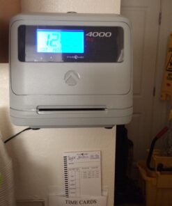 Pyramid Time Systems Model 4000 Auto Totaling Time Clock, 50 Employees, Includes 25 time Cards, Ribbon, 2 Security Keys and User Guide, Made in USA, Silver, "7.25""h x 7""w x 6.75"" d" 13 71XFGCVxq0L