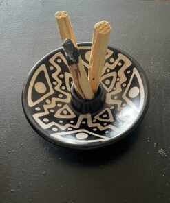 Luna Sundara Authentic Peru Pottery Palo Santo Stick Holder and Incense Holder Includes 5 Palo Santo Sticks Handmade Ceramic Smudge Bowl Sage Holder Palo Santo Holder (Black and White) Black and White 49 71XOkknCsuL