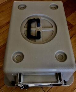 Petmate Ultra Vari Dog Kennel for Small Dogs (Durable, Heavy Duty Dog Travel Crate, Made with Recycled Materials, 21 in. Long) up to 15 lbs, Made in USA TAUPE 21.0"L x 16.0"W x 15.0"H 26 71XUU7rqBHL