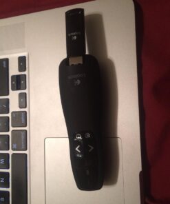 Logitech Wireless Presenter R400, Wireless Presentation Remote Clicker with Laser Pointer Red Laser 5 buttons 29 71XYk806O8L