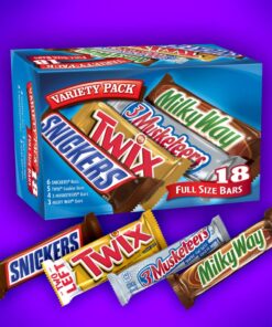 Mars SNICKERS, TWIX, 3 MUSKETEERS & MILKY WAY Full Size Christmas Candy Chocolate Bar Variety Box, 18 ct Bulk Candy 18 Count (Pack of 1) 24 71XbpOwIHL