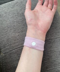 Sea-Band Mama Anti-Nausea Acupressure Wristband for Morning Sickness, Colors May Vary, Pack of 2 34 71XfzXnBVCL