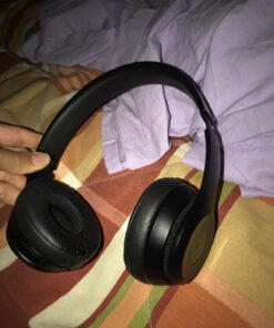 Beats Solo3 Wireless On-Ear Headphones - Apple W1 Headphone Chip, Class 1 Bluetooth, 40 Hours of Listening Time - Matte Black (Previous Model) 47 71XhyX6BzUL