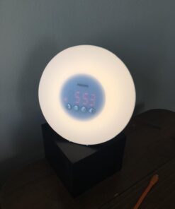 Philips SmartSleep Wake-Up Light Therapy Alarm Clock with Sunrise Simulation, White, HF3500/60 31 71Xkl4fuqrL