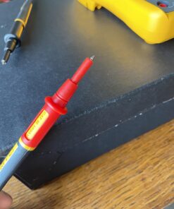 Fluke 117/323 Kit Multimeter and Clamp Meter Combo Kit For Residential And Commercial Electricians, AC/DC Voltage, AC Current 400 A, Includes Test Leads, TPAK And Carrying Case 26 71XrYlMl53L