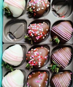 A Gift Inside The Original Love Berries Dipped Strawberries - 12 Berries 12 Love Berries Original 29 71Y5w8reNWL