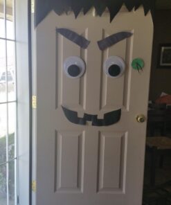 Fadeless Bulletin Board Paper, Fade-Resistant Paper for Classroom Decor, 48” x 50’, Black, 1 Roll 31 71Y83YxgTuL