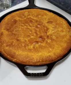 Lodge 10.25 Inch Cast Iron Pre-Seasoned Skillet – Signature Teardrop Handle - Use in the Oven, on the Stove, on the Grill, or Over a Campfire, Black 82 71YA1yWAlfL