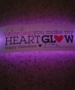 VIVII Glowsticks, 100 Light up Toys Glow Stick Bracelets Mixed Colors Party Favors Supplies (Tube of 100) 51 71YAzTGlcyL
