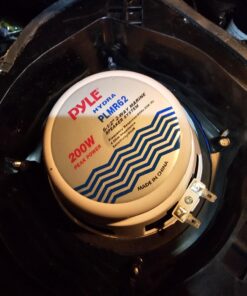 Pyle 6.5 Inch Dual Marine Speakers - 2 Way Waterproof and Weather Resistant Outdoor Audio Stereo Sound System with 200 Watt Power, Poly Carbon Cone and Butyl Rubber Surround - 1 Pair - PLMR62 (White) 30 71YFJxrZtQL