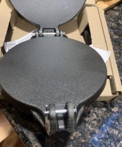 Victoria Cast Iron Tortilla Press, Tortilla and Roti Maker, Made in Colombia, 8 Inches 8" 44 71YGkGP1VIL