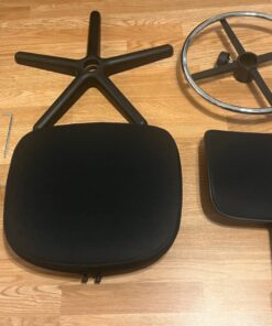 Amazon Basics Mid-back Mesh Office Drafting Chair Stool with Adjustable Footrest, Black No Arms 51 71YO4fdupUL