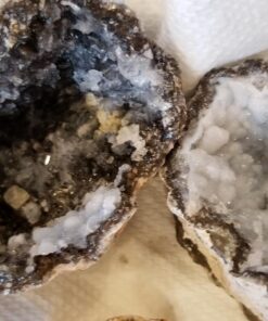 Large Size Break Open Geodes Kit 12 Whole Geodes By Ancient Treasure Adventures 73 71YV6YPoUvL