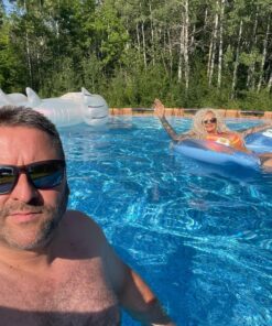 INTEX 58859EP Sit 'N Float Inflatable Lounge: Built-In Cup Holders – Heavy-Duty Handles – 220lb Weight Capacity – 58" x 39" – Colors May Vary 34 71YZCmBsQ8L