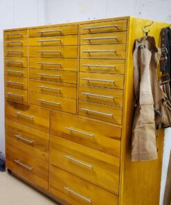 Kreg KHI-Slide Drawer Slide Jig - Drawer Slide Jig Kit - Drawer Slide Tool - for Cabinets, Drawers, Desks & More - Easily Install Drawer Slides - Set of 2 19 71Ygbo6RdbL