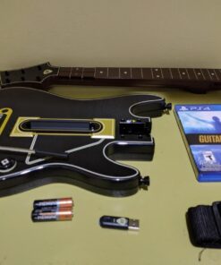 Guitar Hero Live - PlayStation 4 Guitar Bundle 29 71YjJ0YofjL