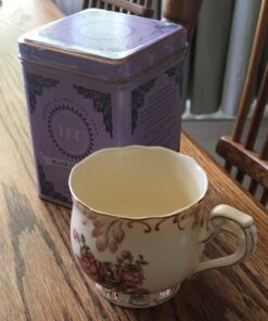 Harney & Sons Caffeinated Tea Tin Sachets, Black Currant, 20 Count 20 Count (Pack of 1) 27 71YtuhblEvL