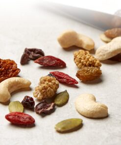 Wickedly Prime Organic Sprouted Trail Mix, Fruits, Seeds & Nuts, 10.5 Ounce 10.5 Ounce (Pack of 1) 12 71Z2jmRGLnL