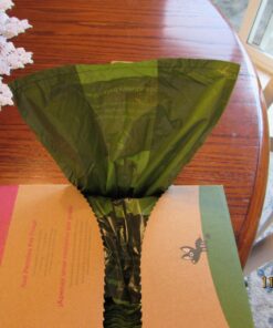 Earth Rated Dog Poop Bags with Handles, New Look, Easy Tie and Guaranteed Leakproof, Lavender Scented, 120 Handle Bags 120 Count (Pack of 1) Lavender-Scented 43 71Z3C3J8EXL