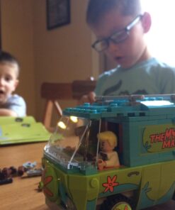 LEGO Scooby-Doo 75902 The Mystery Machine Building Kit 59 71ZCgvBf3tL