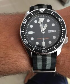 SEIKO Men's Automatic Analogue Watch with Rubber Strap SKX007K 60 71ZHhpcsY1L