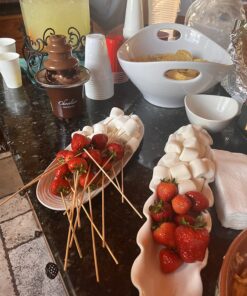 Wilton Chocolate Pro Fountain Fondue Chocolate - Chocolate For Fountain 2LB 0 24 71ZMVEhB1KL