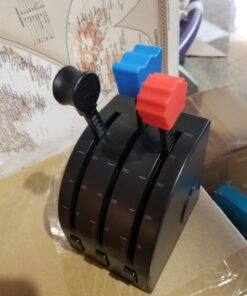 Logitech G Saitek PRO Flight Throttle Quadrant, Professional Simulation Axis Levers, LCD Display, 3x Two-Way Rocker Switches, Adjustable Bracket, USB, PC - Black 32 71ZS24EbzqL