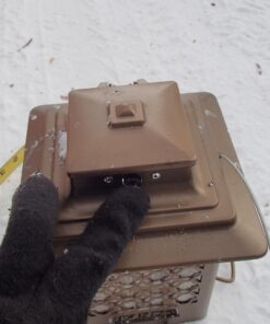 Stokes Select Bird Feeder, Metal Hopper Bird Feeder, 4 Feeding Ports, 3.6 lb Bird Seed Capacity, Copper Finish 33 71ZnSnYdu1L