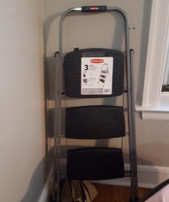 Rubbermaid RM-3W 3-Step Steel Step Ladder with Hand Grip, 200 lb Capacity, Silver 3-Step Stool 43 71ZxEmQh9cL