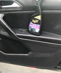 Meguiar’s Quik Interior Detailer - This Non-Greasy Formula Cleans and Protects All Interior Surfaces - Easy Cleaning and Interior Detailer - 16 Oz Quik Detailer Cleaner 29 71a3whTbJJL