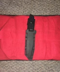 UNITED CUTLERY Large Knife Roll - PVC Exterior, Felt Interior, Carrying Handle, Holds Up to 50 Knives of Different Sizes, Quick-Release Buckle Straps 34 71aHgBu491L